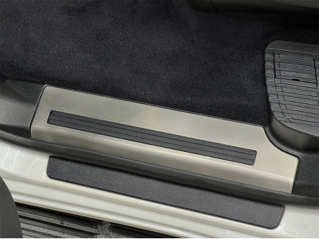Электронное лекало для никеля накладки на дверные проёмы автомобиля Lexus LX (2020)