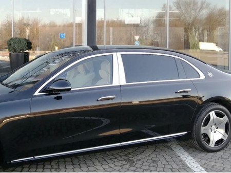 Комплект лекал на молдинги вокруг окон дверей с глянцевыми стойками Mercedes-Maybach S-class (2021) (223)
