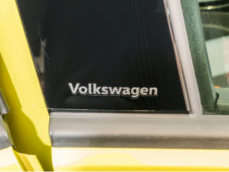 Комплект глянцевых стоек дверей Volkswagen ID.4 (2020)