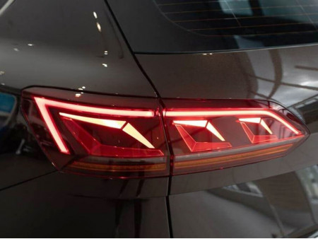 Лекала задних фонарей Volkswagen Touareg (2020)